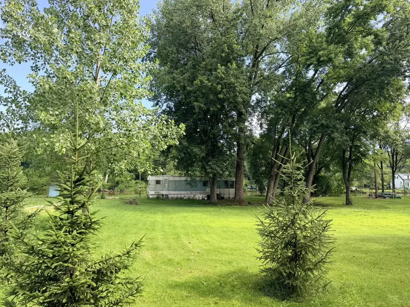1020 W Bluegrass RD, Sumava Resorts, IN 46379
