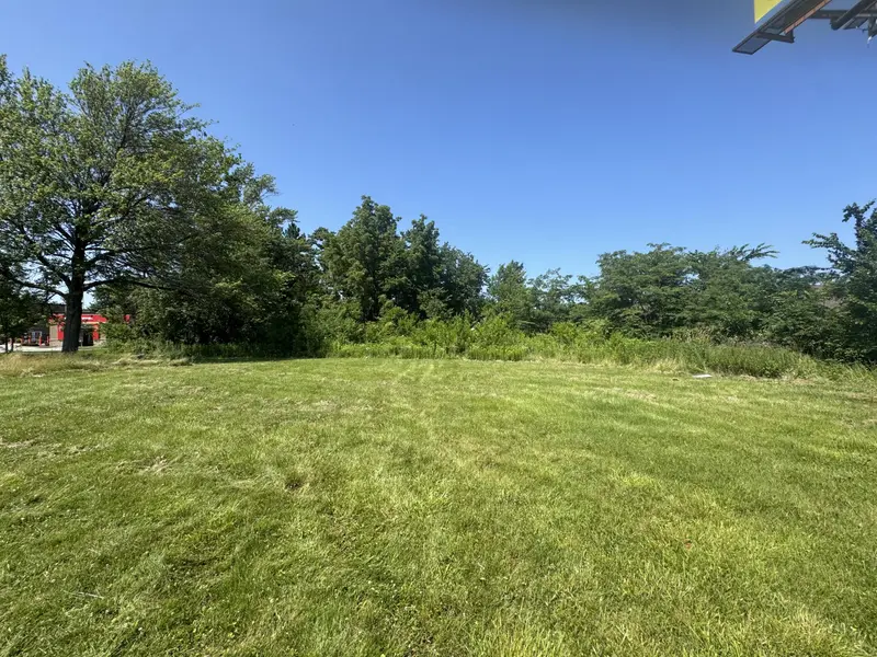 228 E Lincoln HWY, Schererville, IN 46375