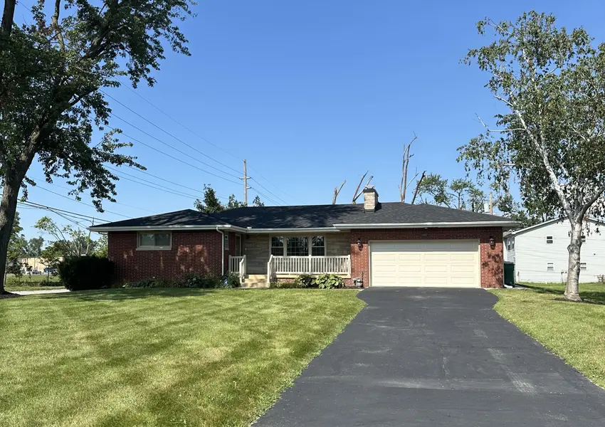 6092 Cleveland ST, Merrillville, IN 46410