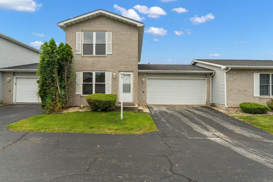 1005 Windsor LN, Dyer, IN 46311