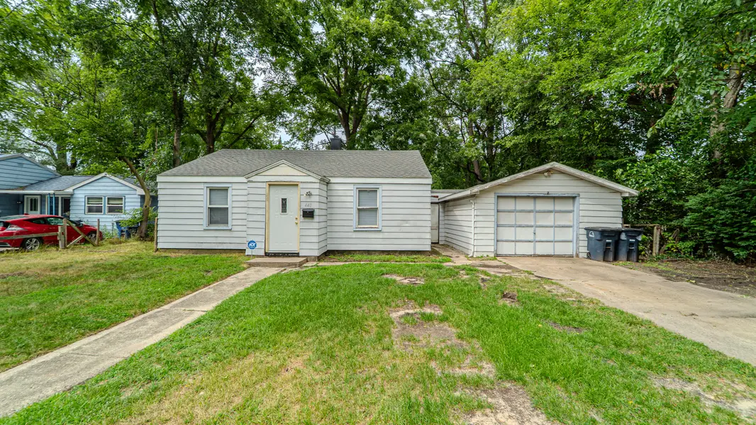 440 Cole CT, Michigan City, IN 46360