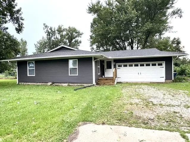 1855 N 300, Knox, IN 46534