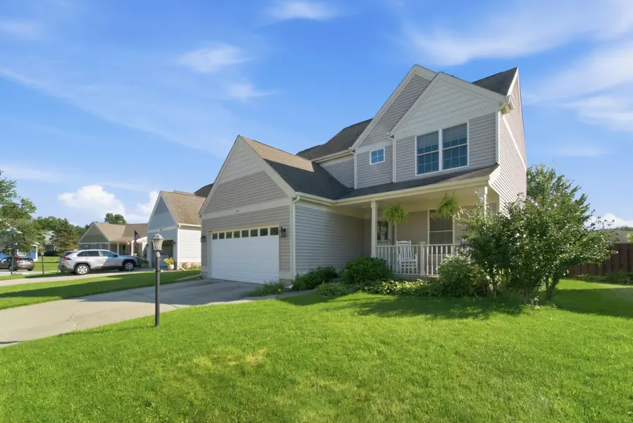 803 Olde Towne SQ, Chesterton, IN 46304
