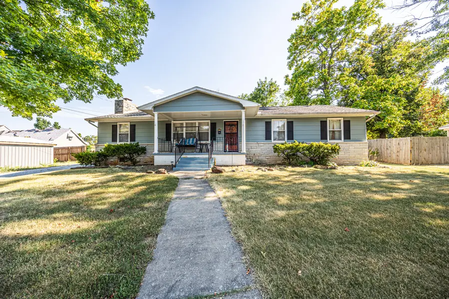 108 W Hickory ST, El Dorado Springs, MO 64744