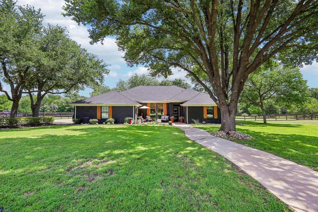 925 Meadow Drive, Copper Canyon, TX 75077
