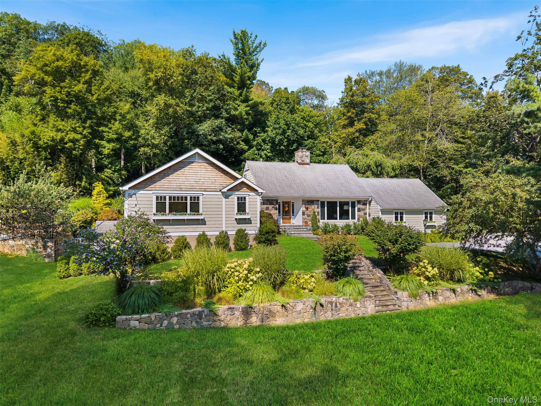 507 Croton Lake RD, Bedford Corners, NY 10549