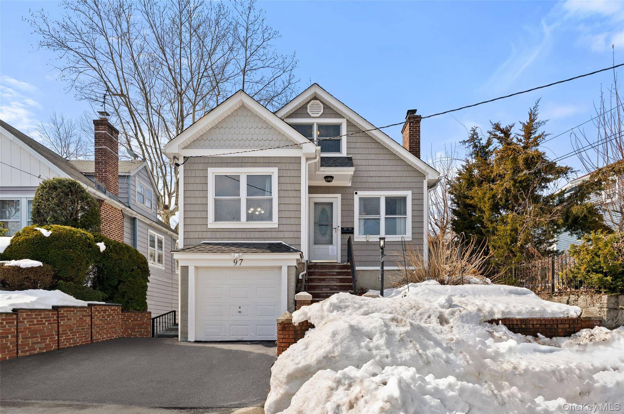 97 Staunton ST, Yonkers, NY 10704