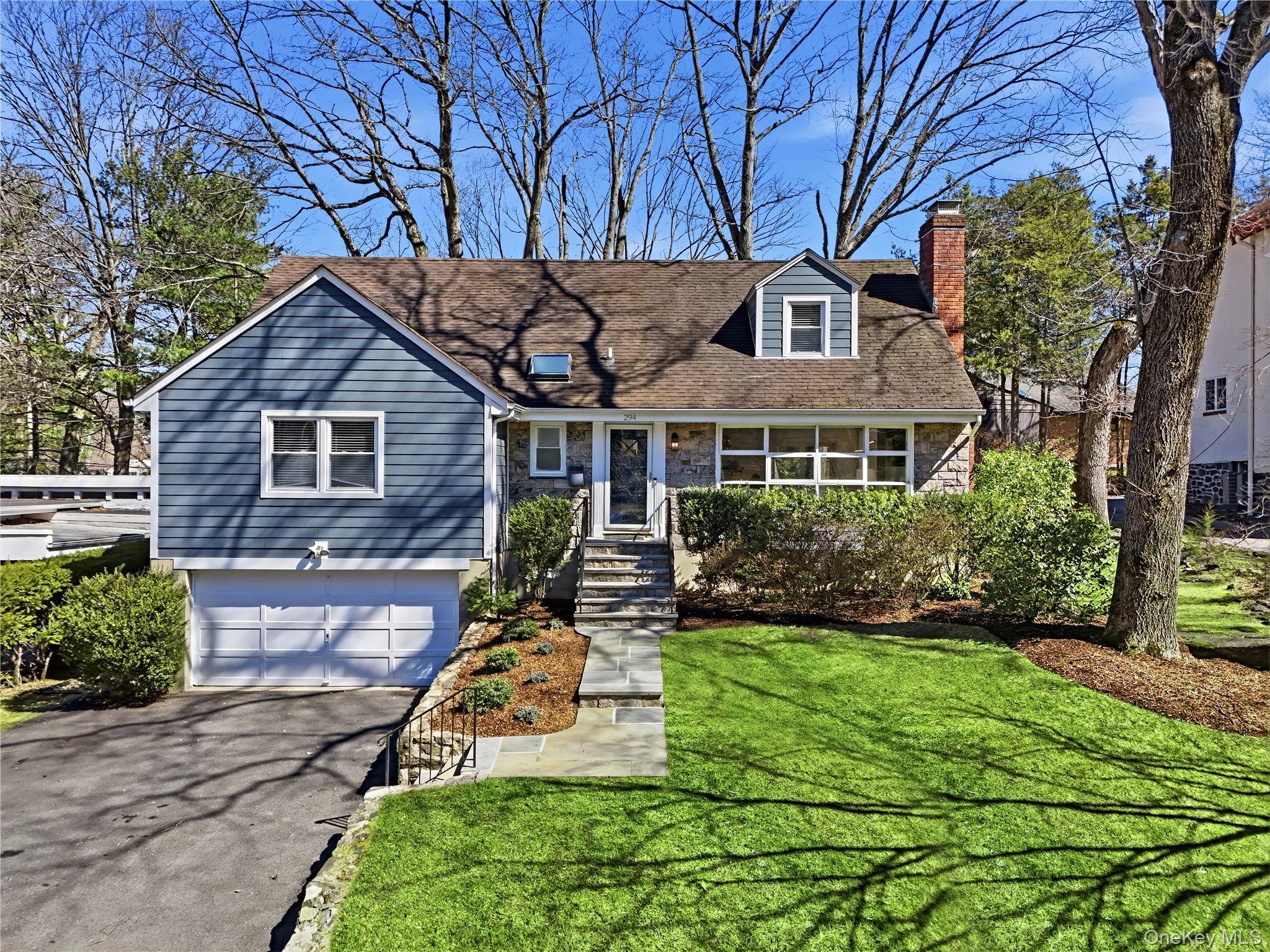 294 Murray AVE, Larchmont, NY 10538