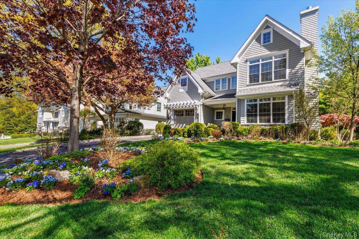 5 Rockridge RD, Rye, NY 10580