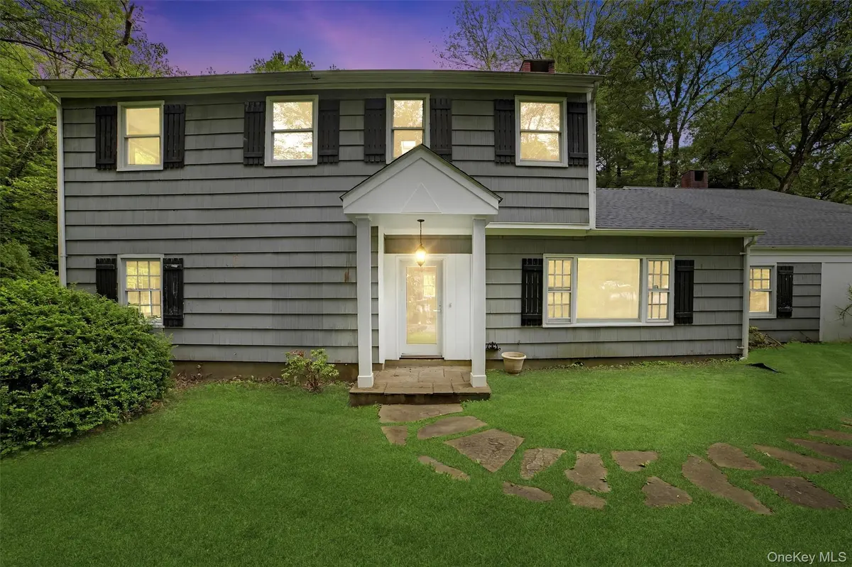 10 North LN, Chappaqua, NY 10514