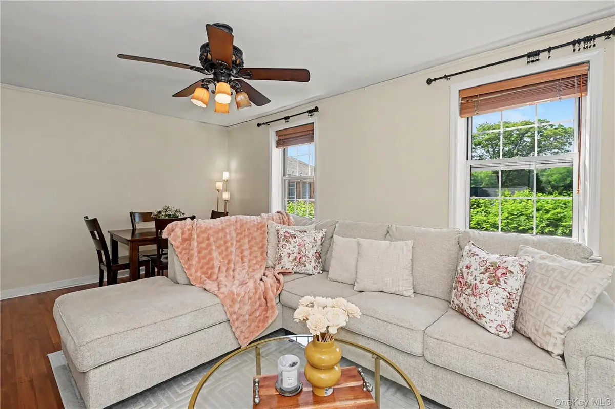 1815 Palmer Avenue #2L, Larchmont, NY 10538