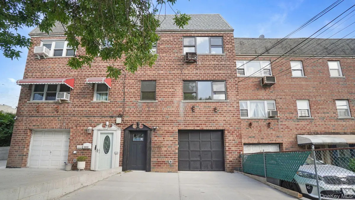 2864 Bruckner BLVD, Bronx, NY 10465