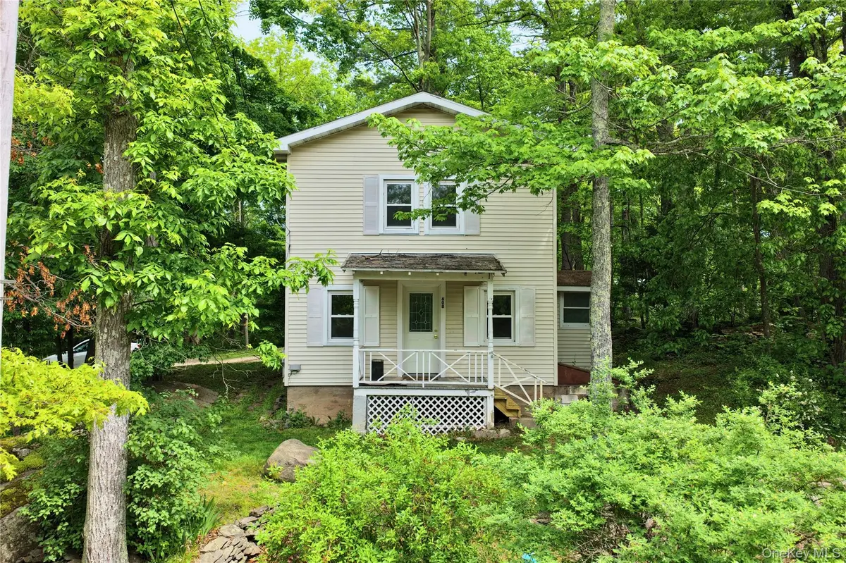 608 Mountain AVE, Cairo, NY 12413