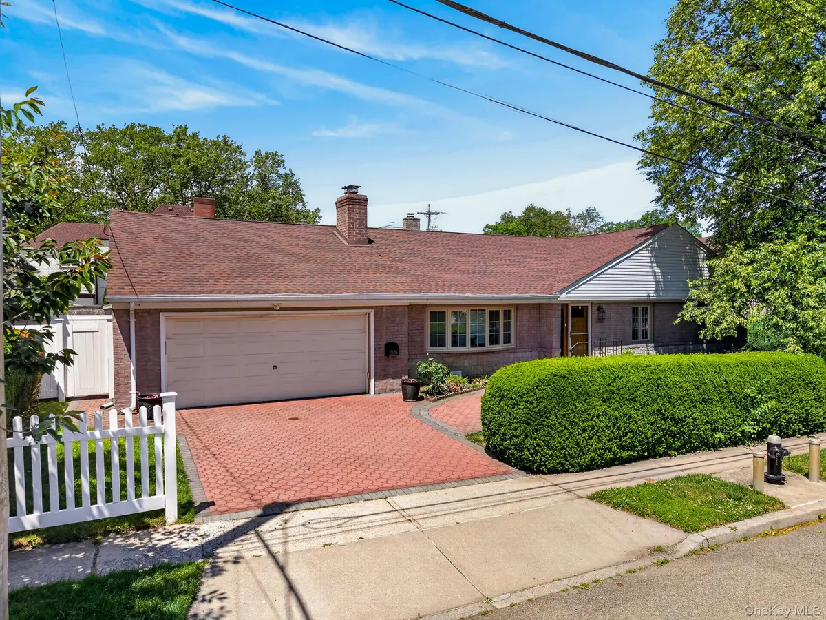 2906 161st ST, Flushing, NY 11358
