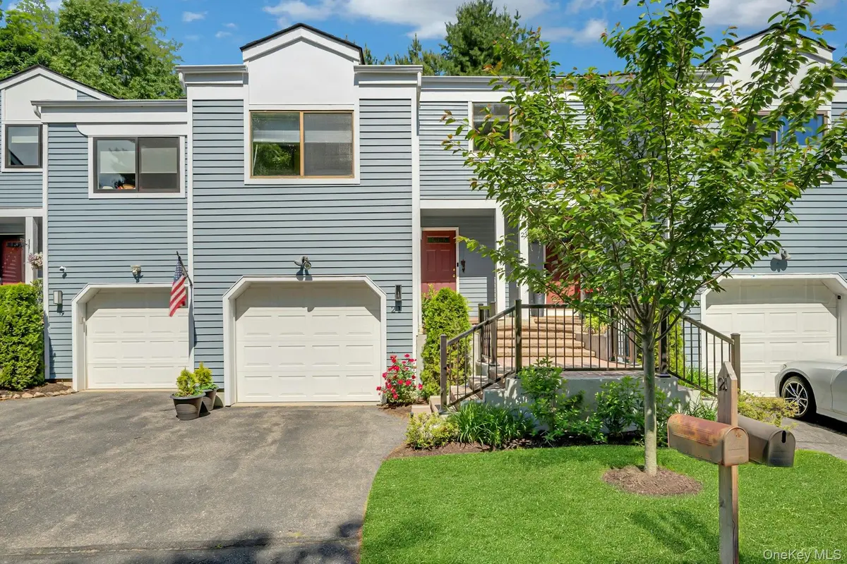 21 Top Of The RDG #A7, Mamaroneck, NY 10543