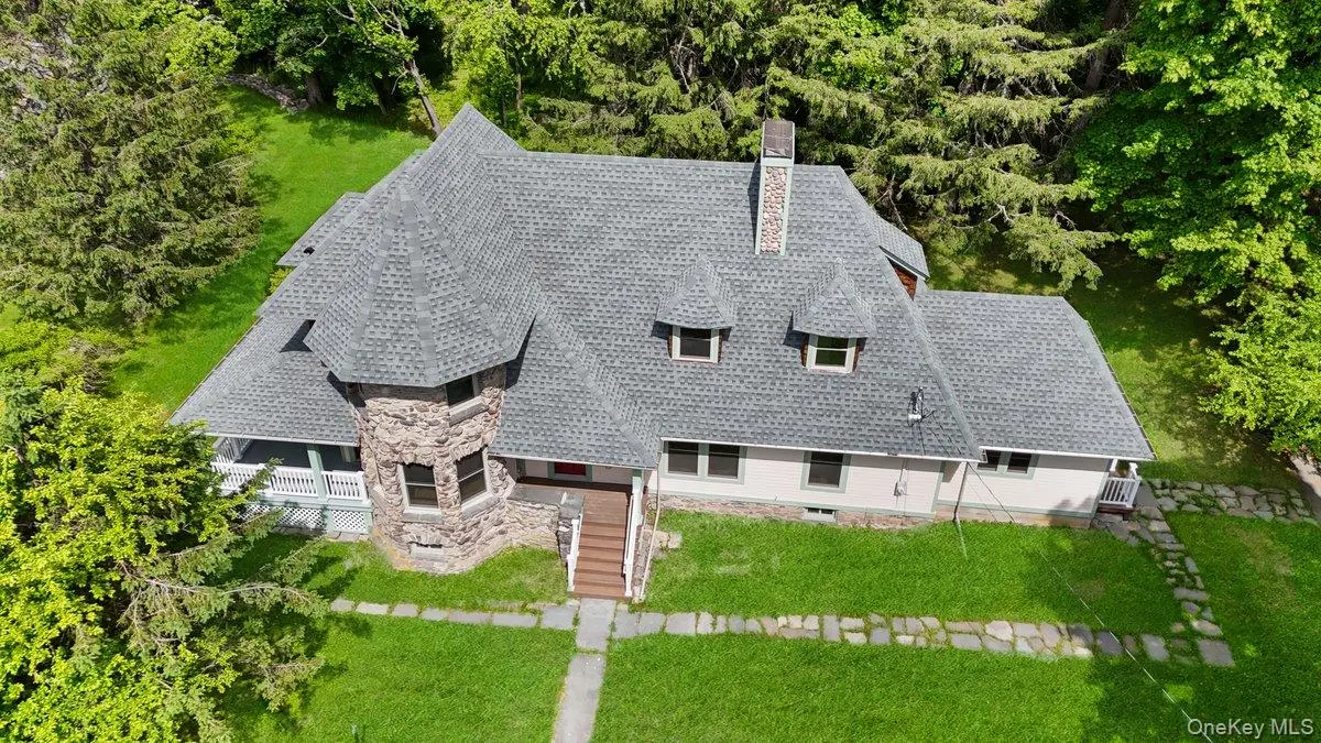 608 High RD, Glen Spey, NY 12737