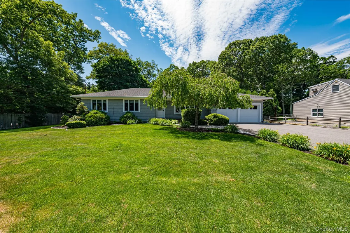 1130 5th AVE, East Northport, NY 11731