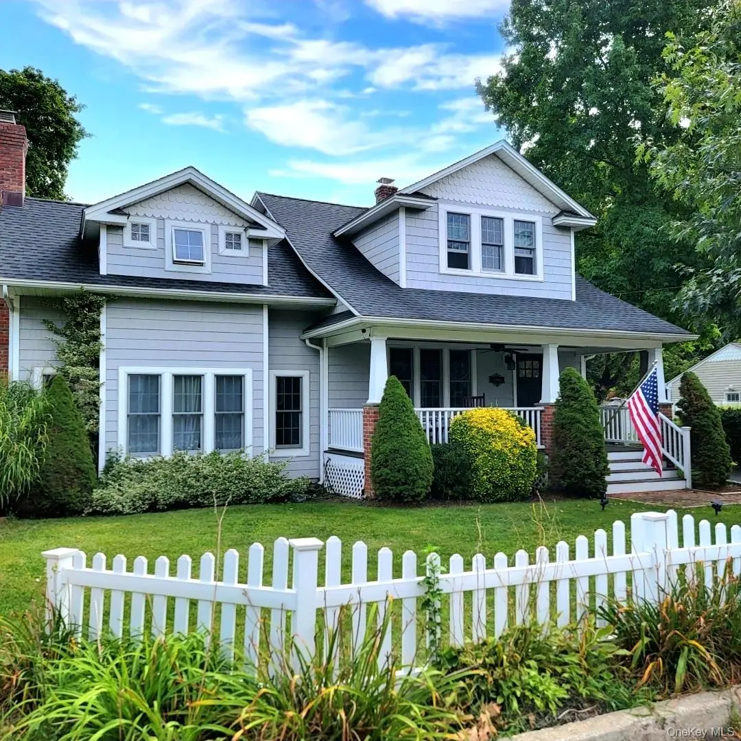 245 Northern BLVD, Saint James, NY 11780