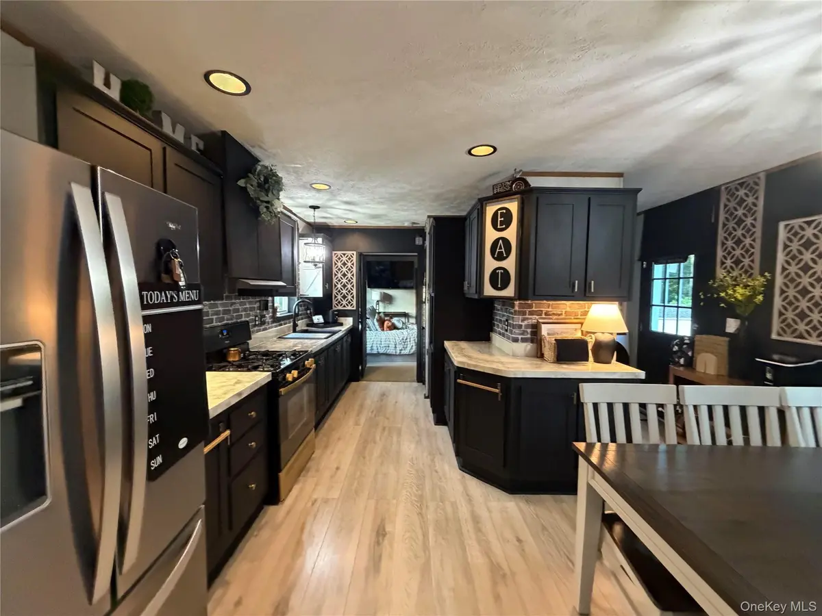 128 Winding Wood RD, Hopewell Junction, NY 12533