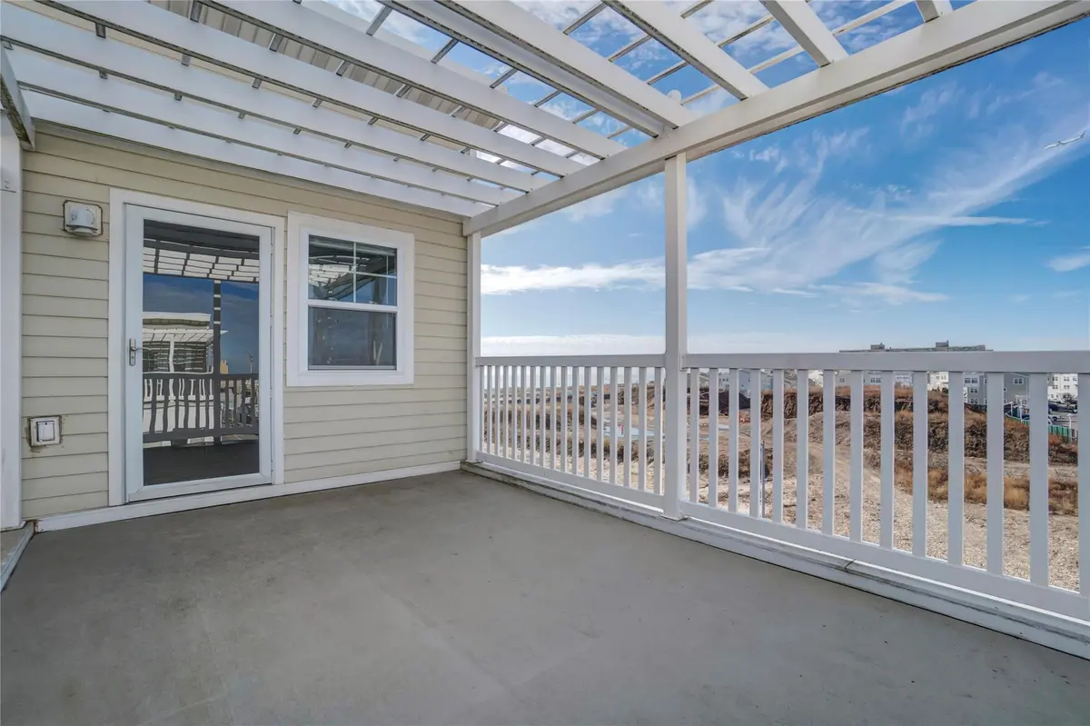 6618 Seaspray AVE, Arverne, NY 11694
