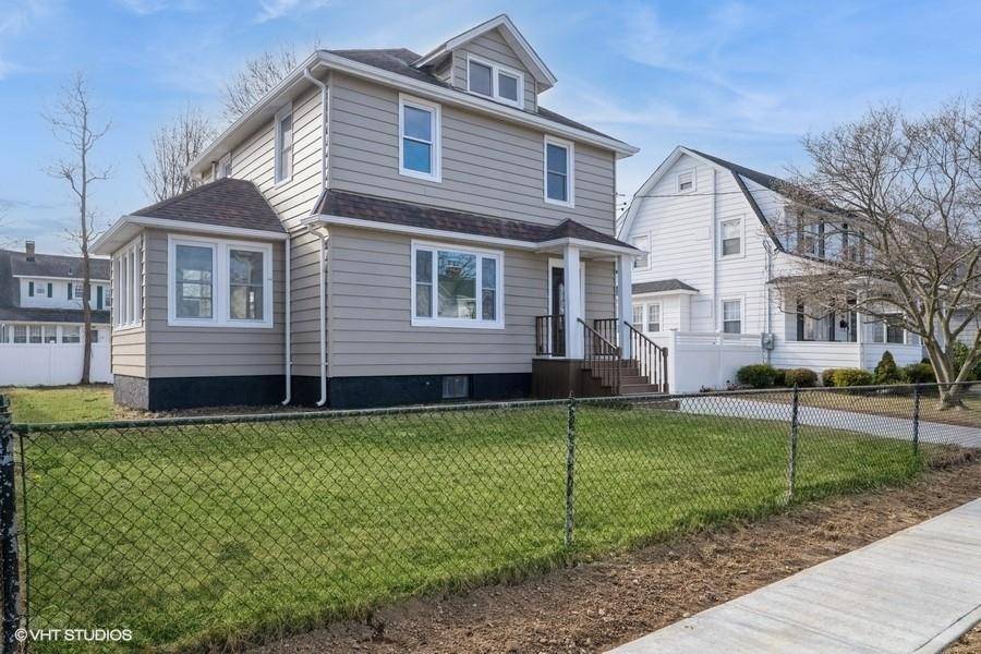 407 Clinton ST, Bellmore, NY 11710