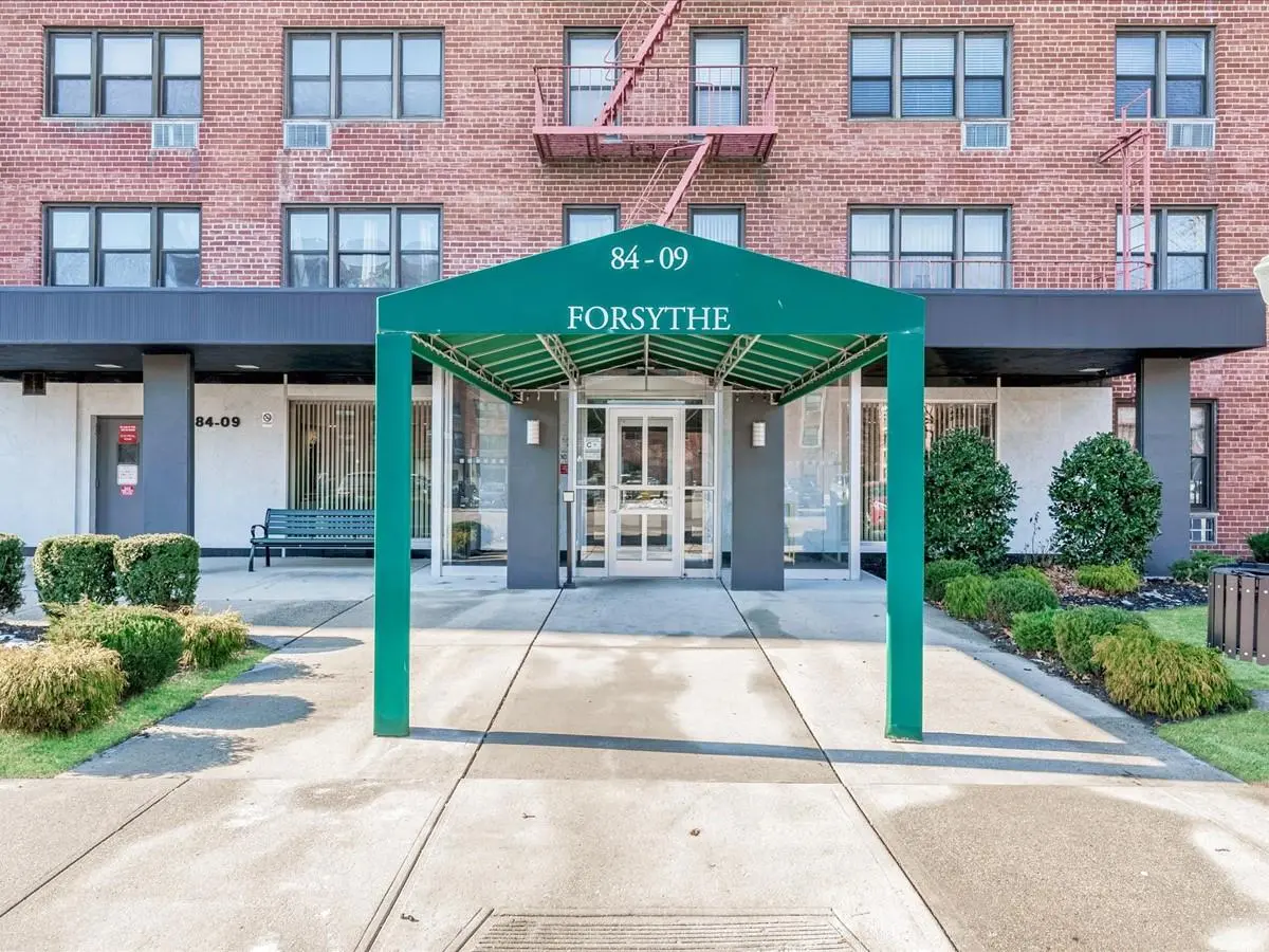84-09 155 AVE #4J, Howard Beach, NY 11414