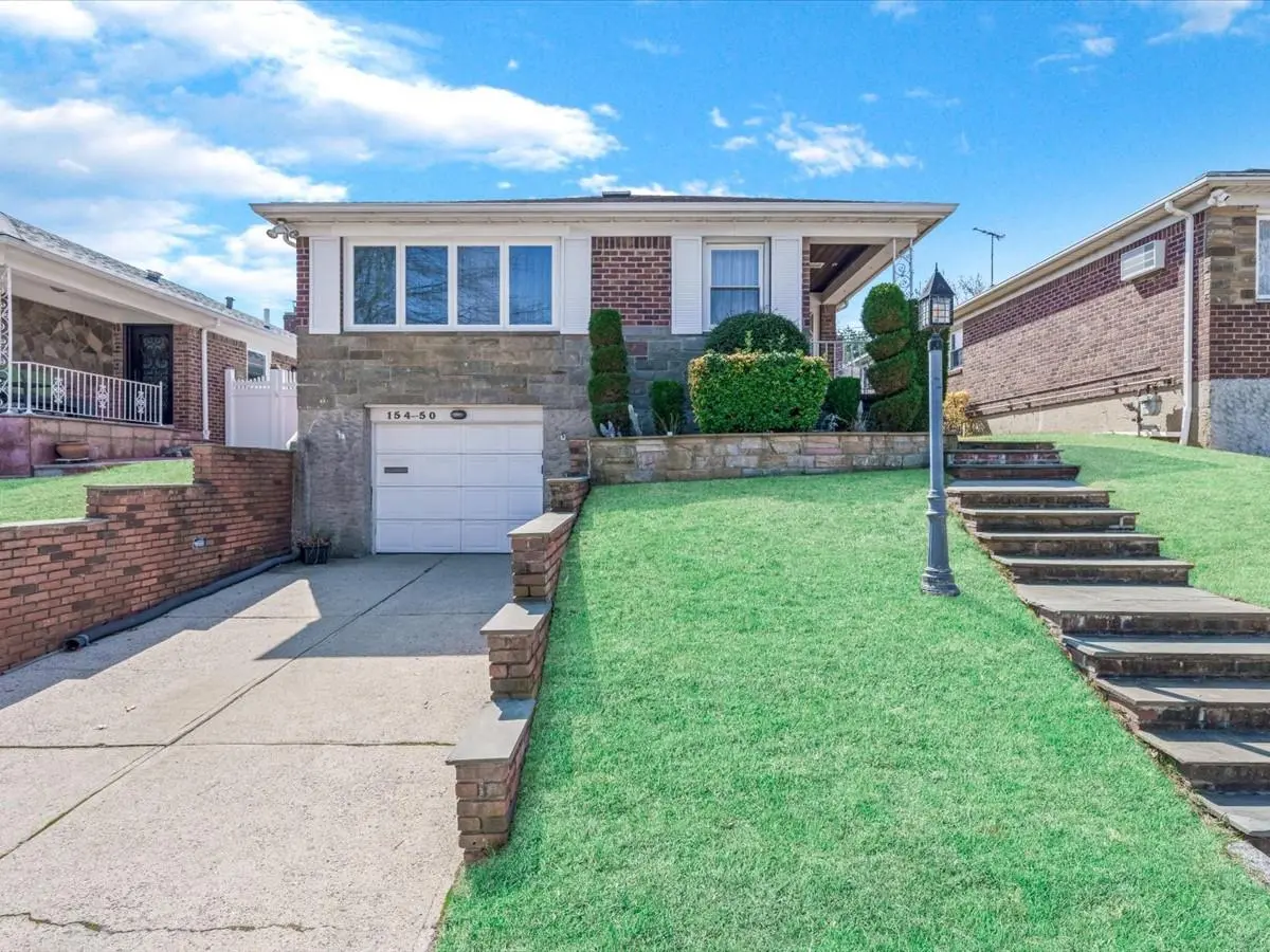 154-50 25 DR, Flushing, NY 11354