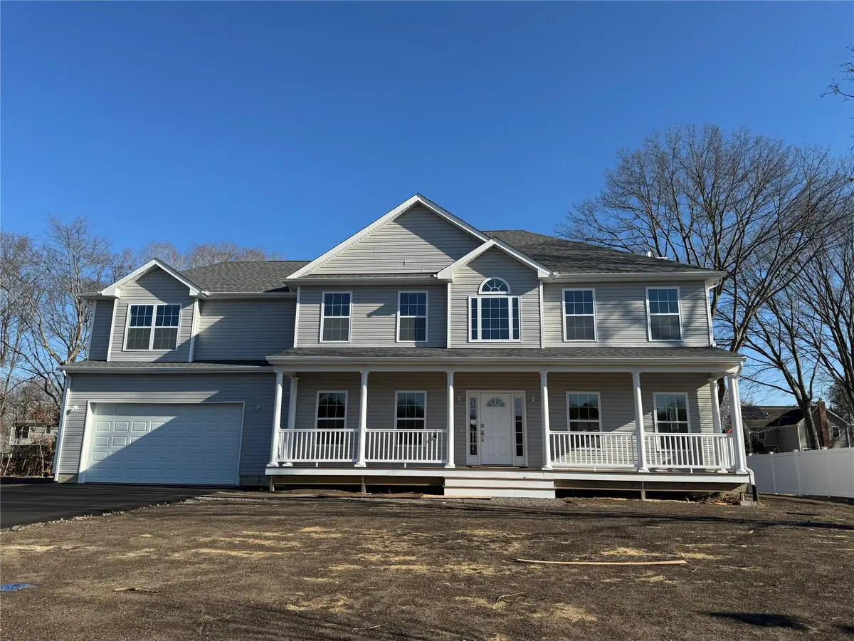 Tbb Baywood Estates, Center Moriches, NY 11934