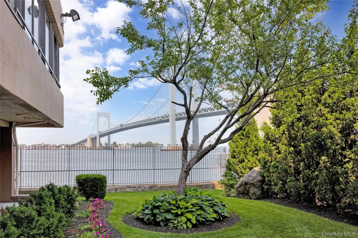 166-41 Powells Cove BLVD #6A, Beechhurst, NY 11357