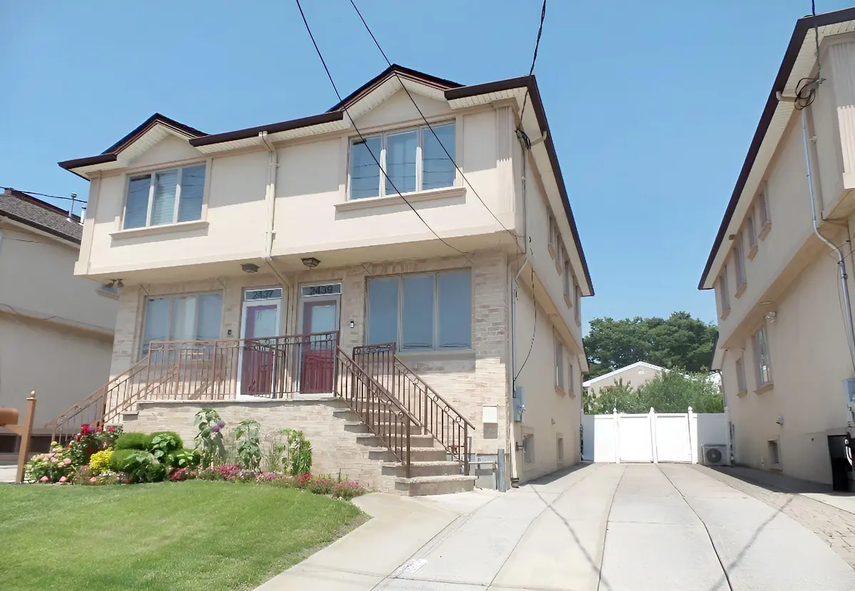 2439 E 69th ST, Brooklyn, NY 11234