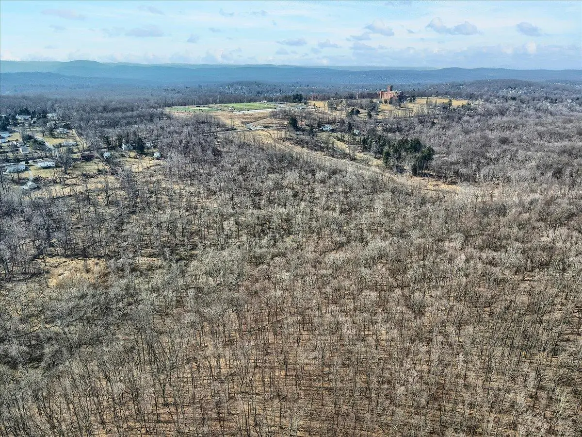 2950 Stony ST, Mohegan Lake, NY 10547