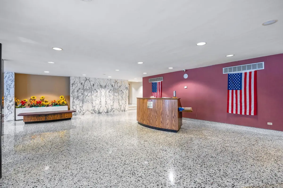 142-05 Roosevelt Ave #627, Flushing, NY 11354