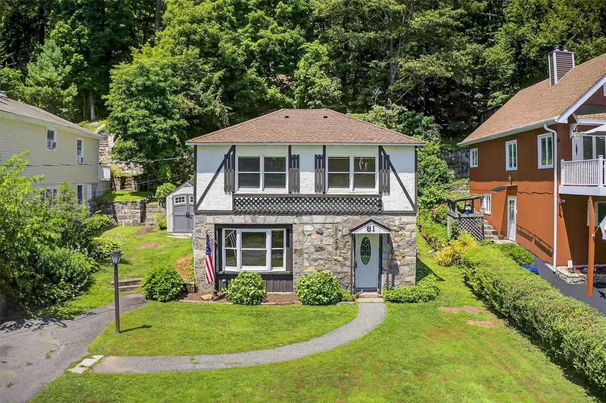 61 Ellen AVE, Mahopac, NY 10541