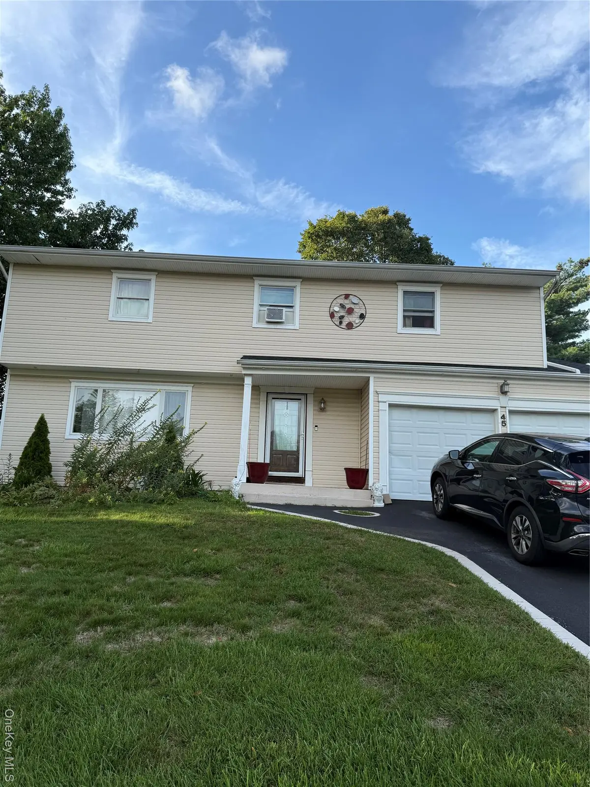 45 Rush ST, Port Jefferson Station, NY 11776
