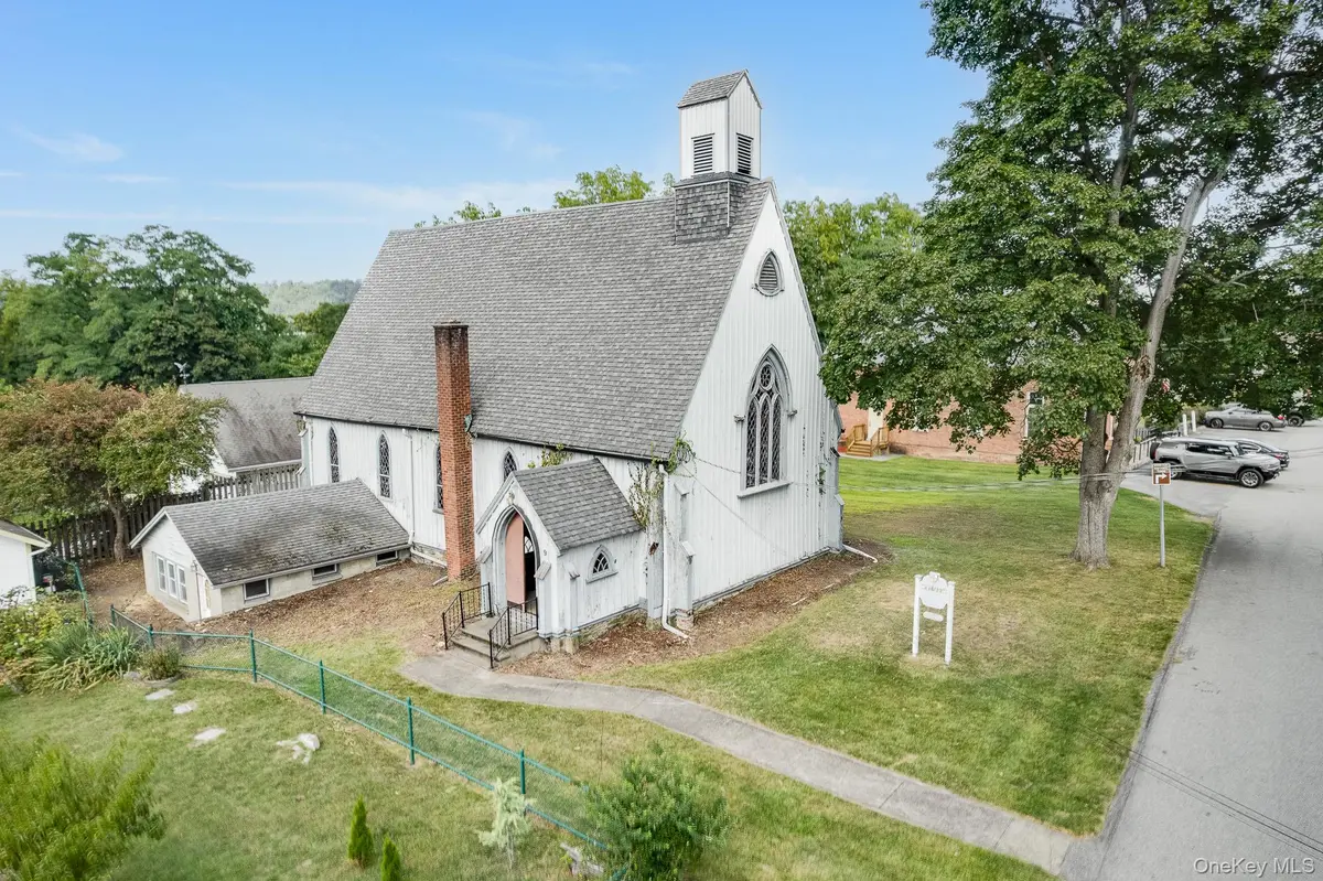 9 Liberty ST, Chelsea, NY 12512