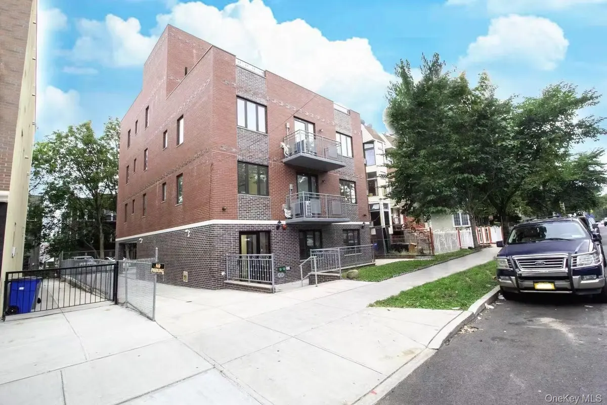 108-38 41st AVE #4A, Corona, NY 11368
