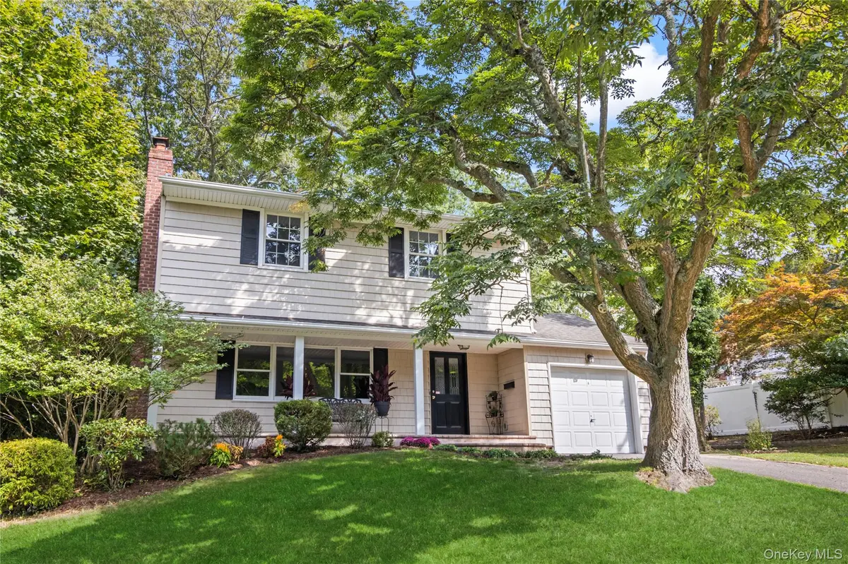 2 Puritan PATH, Port Jefferson, NY 11777
