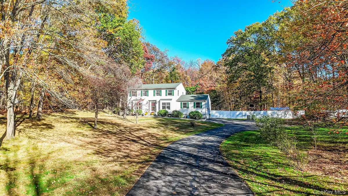 12 Chapel RD, Newburgh, NY 12550