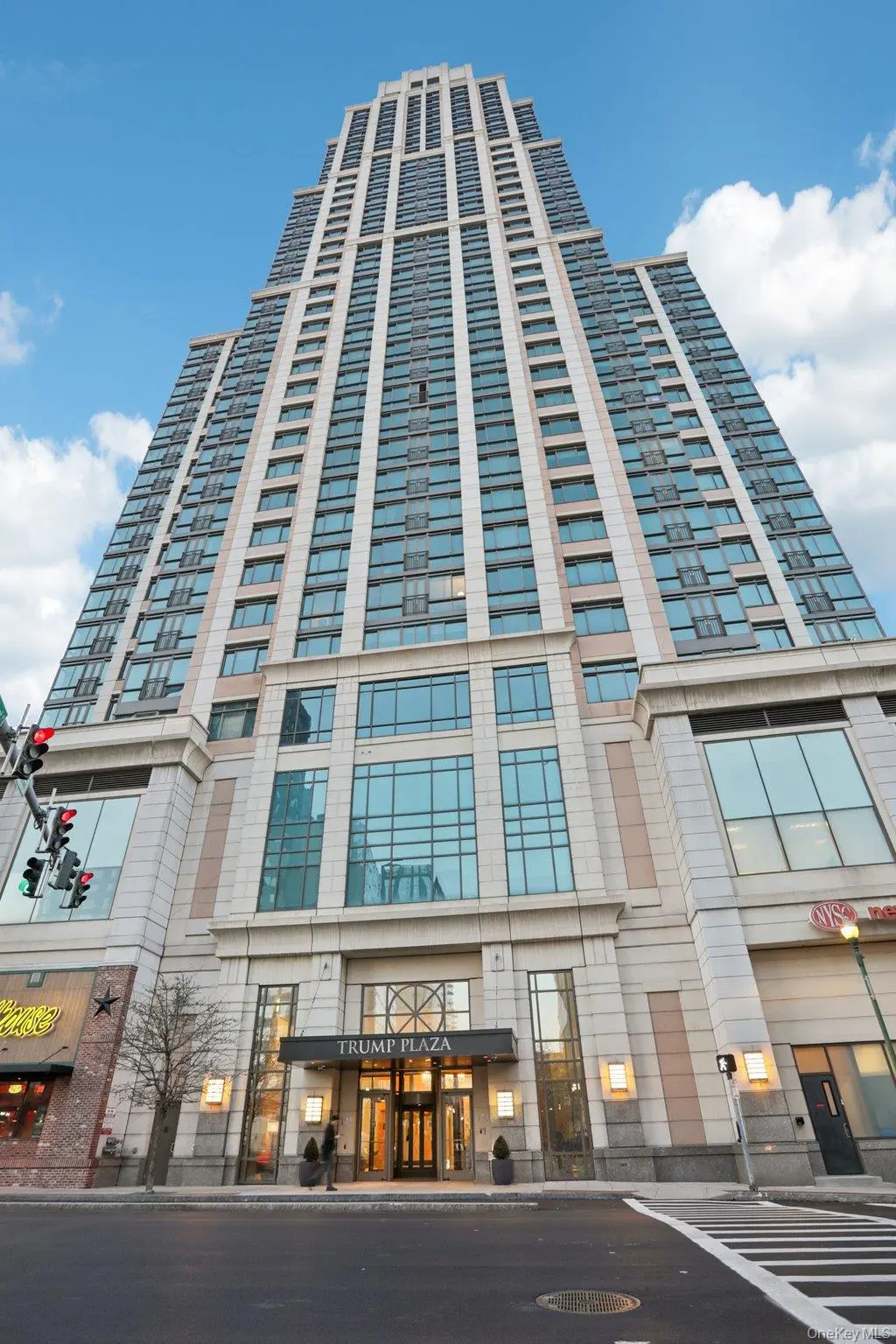 175 Huguenot ST #2403, New Rochelle, NY 10801