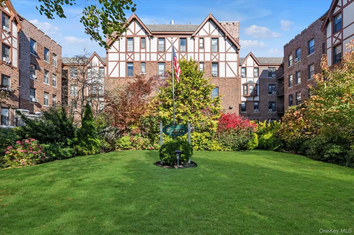 160-15 Powells Cove BLVD #C107, Beechhurst, NY 11357