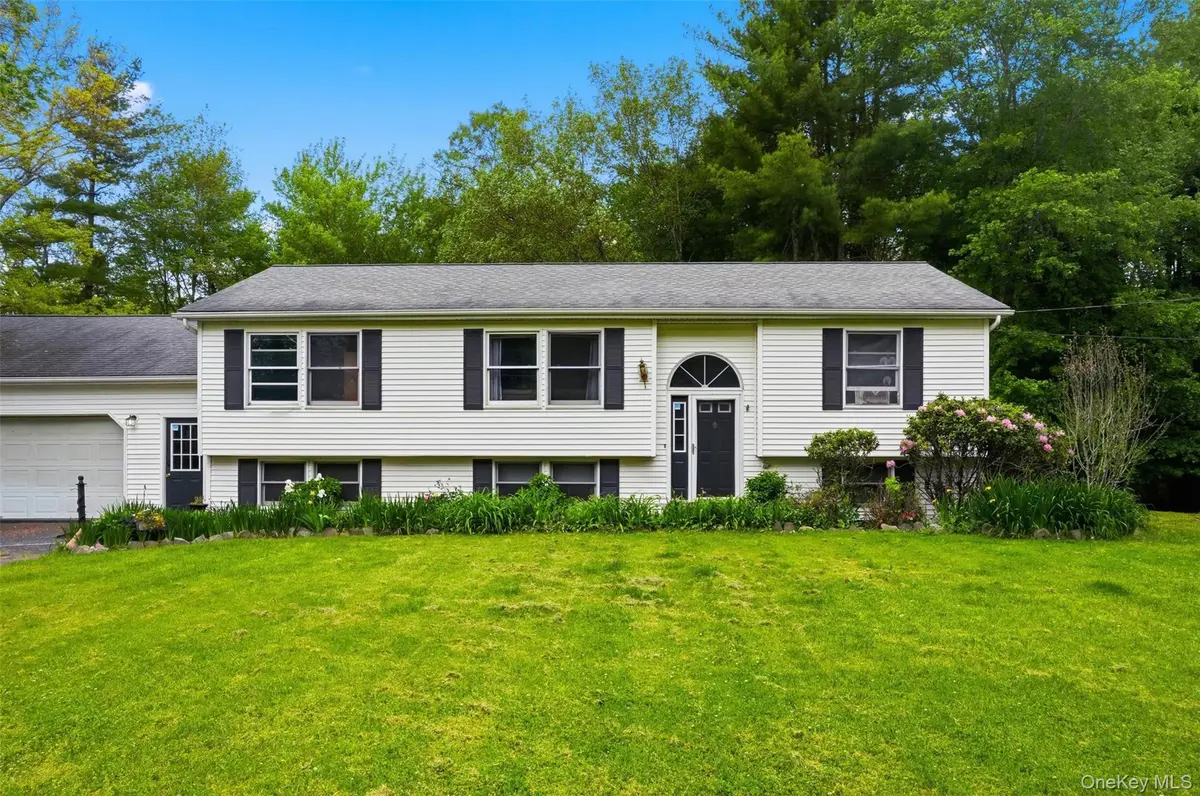 3 Rock Mountain EST, Accord, NY 12404