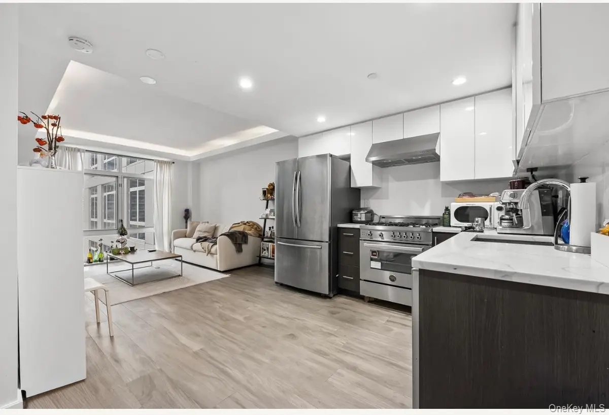 97-45 63 Drive Unit #6A, Rego Park, NY 11374