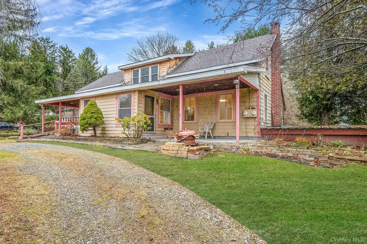 703 Butts Hollow RD, Dover Plains, NY 12522