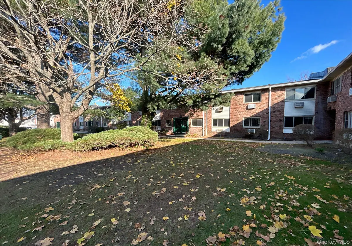 2453 Union BLVD #27A, Islip, NY 11751