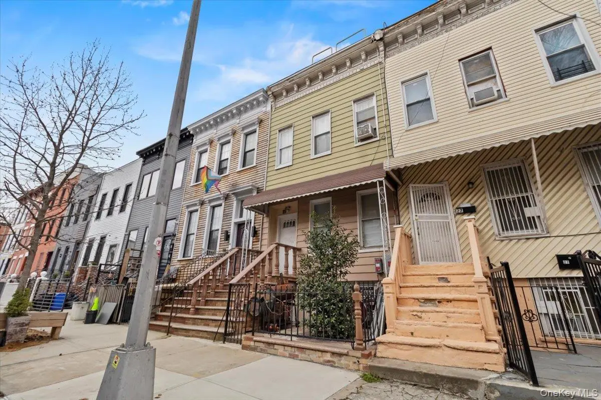 25 Marconi, Brooklyn, NY 11233