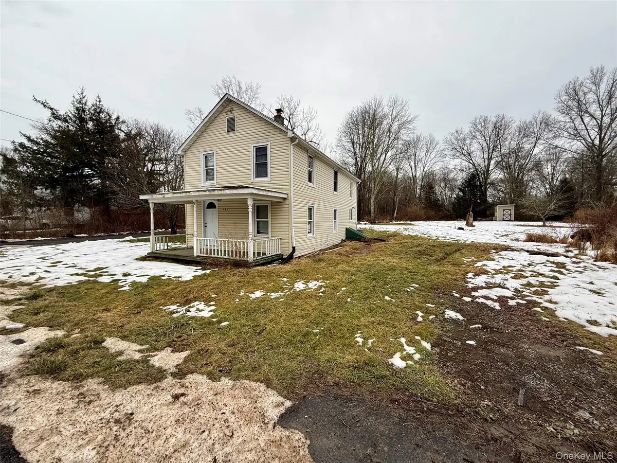 696 Burlingham RD, Burlingham, NY 12721