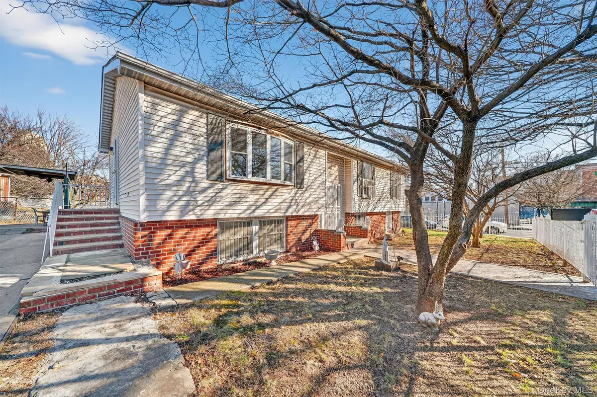 895 E 172nd ST, Bronx, NY 10460