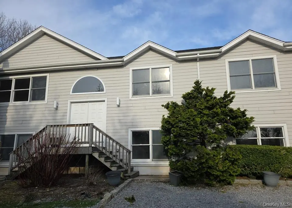 1A Jackson AVE #A, Hampton Bays, NY 11946