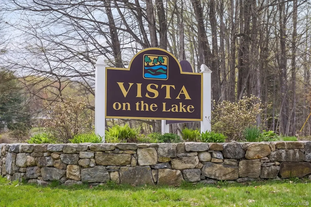 514 Vista On The LK, Carmel, NY 10512
