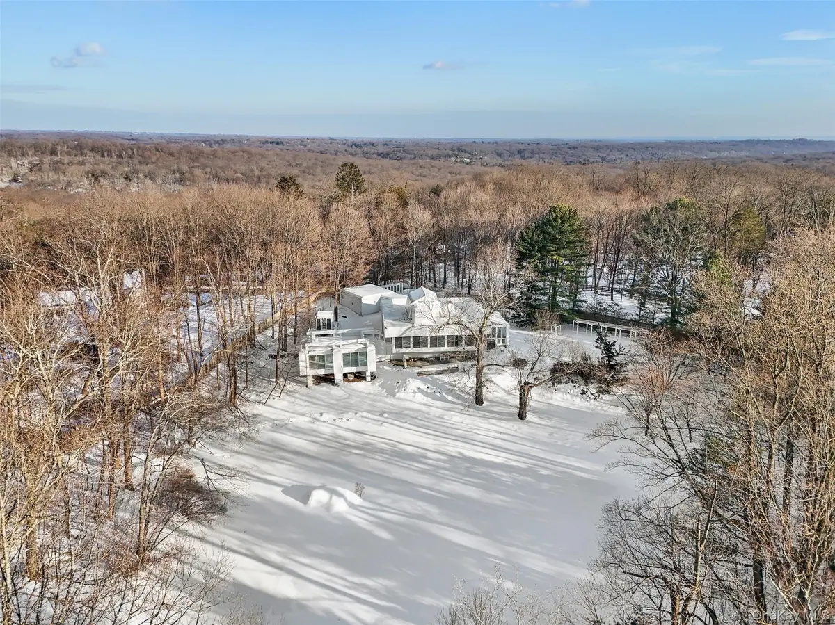 178 Hickory Kingdom RD, Bedford, NY 10506